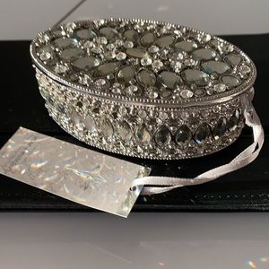 Star of Wonder keepsake box  4” across, 1” deep. Magnet closing top